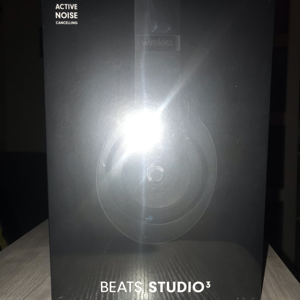 Beats studio 3 headphones